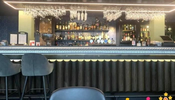 Aldamót Bar | Café - 101 Reykjavík