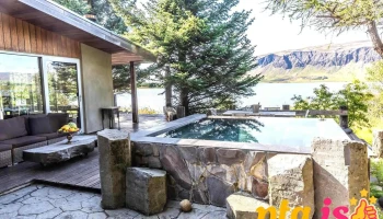 Álftavík Lakefront Villa - Ísland