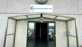 Bifreiðastöð Þþþ - 300 Akranes
