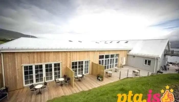 Blábjörg Resort - Bakkagerði