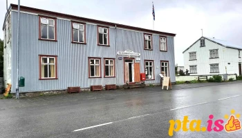 Gamla Bókabúðin á Flateyri - 425 Flateyri