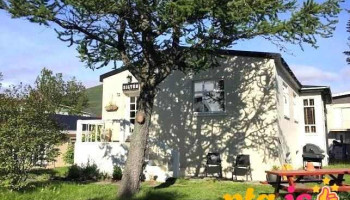 Guesthouse Sigtún - Húsavík