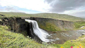Hvítserkur (foss) - Fitjar