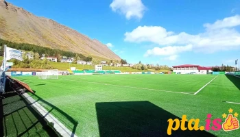 Kerecisvöllurinn - Ísafjörður