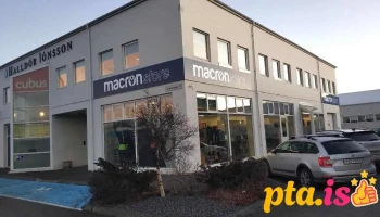 Macron Sports Hub Reykjavík - 104 Reykjavík