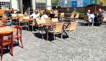 Salka Restaurant - 640 Húsavík