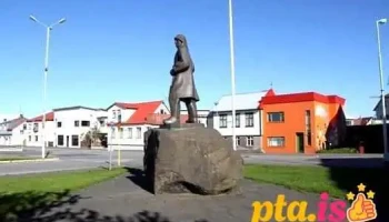 Sjómaðurinn (stytta eftir Martein Guðmundsson) - Akranes
