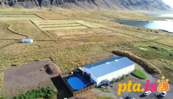 Sundlaug og Íþróttahús - Breiðdalsvík