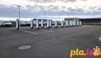 Tesla Supercharger - 230 Keflavík
