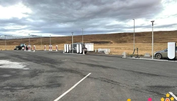 Tesla Supercharger - Ísland