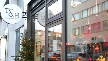 Tösku-og hanskabúðin - 105 Reykjavík