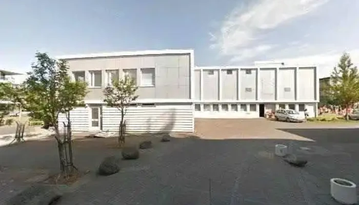 Allra Atta Vefmarkadsstofa Street View 360deg - Hafnarfjörður