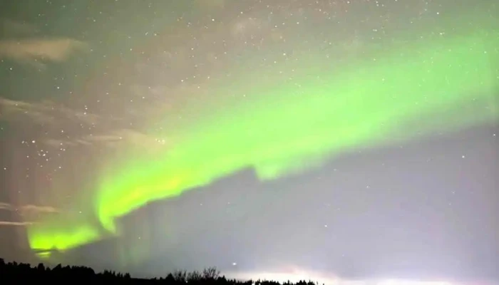 Aurora Basecamp -  Myndskeid - Hafnarfjörður