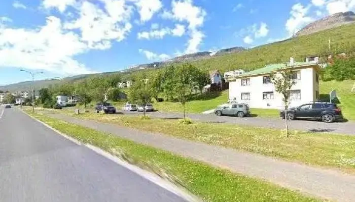 Bilathjonusta Eskifjardar Street View 360deg - Eskifjorður