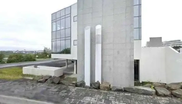 Borgir Safnadarheimili Karsnessafnadar Street View 360deg - Kópavogur