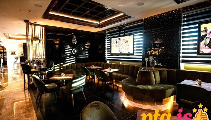 Diamond Lounge - 230 Keflavík