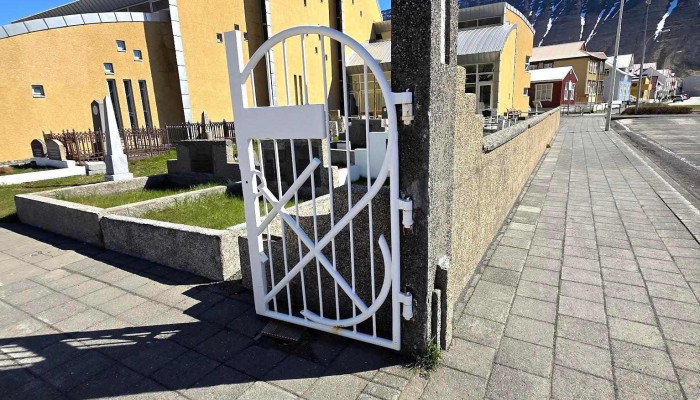 Eyrarkirkjugardur Kirkjugarður - Ísafjörður