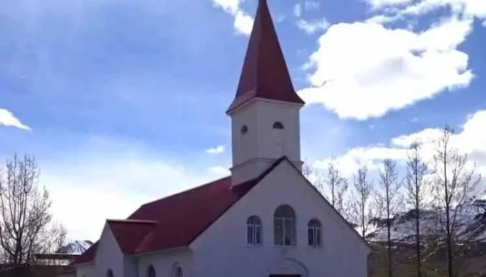 Faskrudsfjardarkirkja Kirkja - Fáskrúðsfjörður