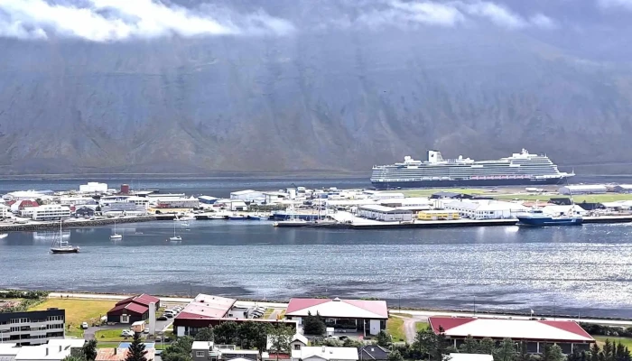 Flodvarnarveggur Isafjorður - Ísafjörður