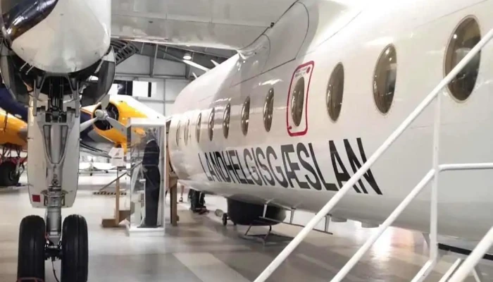 Flugsafn Islands Myndskeid - Akureyri