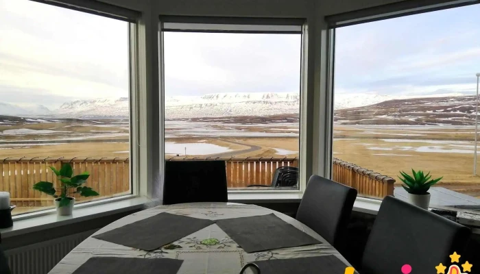Grytubakki 1   Fri I Sveit Fra Gestum - Grenivík