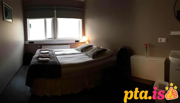 Guesthouse Reynir -  Herbergi - Vík