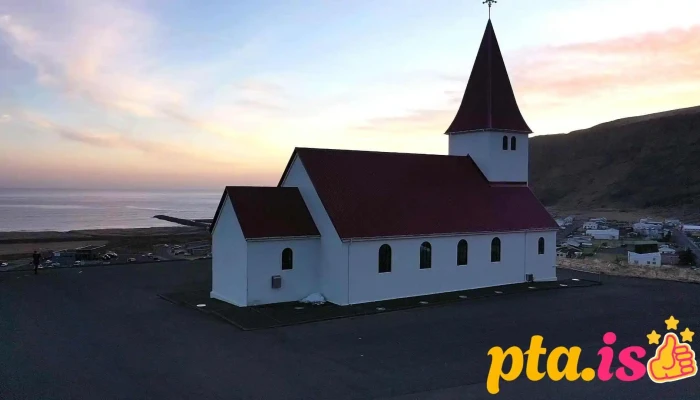 Guesthouse Reynir -  Naerumhverfi - Vík