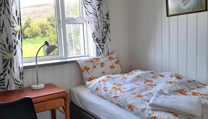 Guesthouse Steindorsstadir Herbergi - Reykholt