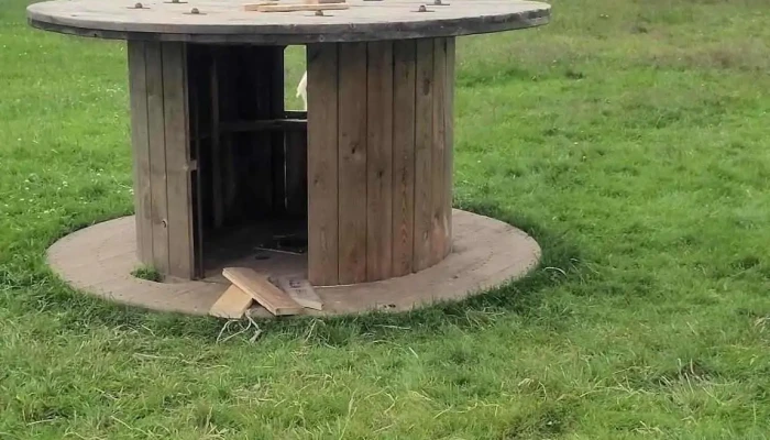 Haafell   Goat Farm Myndskeid - Borgarnes