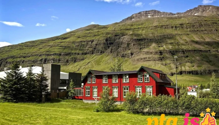 Hafaldan Gamli Spitalinn Hostel Gististaður - Seyðisfjörður