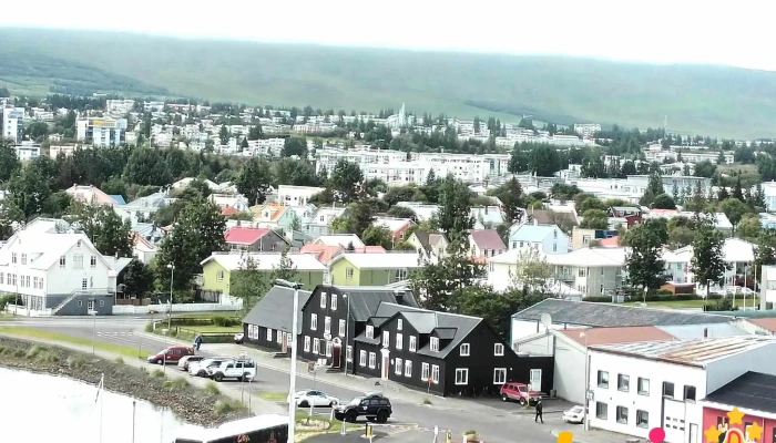 Hagkaup -  Bilastaedi - Akureyri