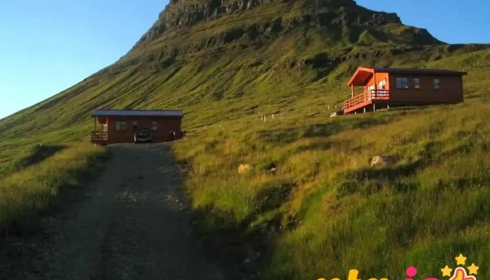 Halsabol Sumarhus Iceland 2 - Iceland