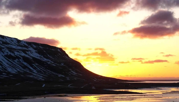 Halsabol Sumarhus Iceland 9 - Iceland