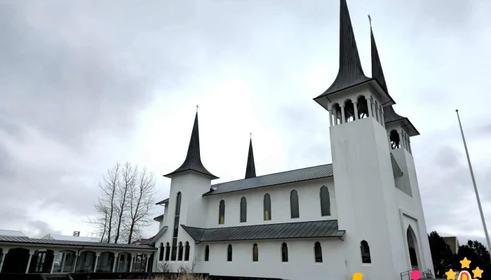 Hateigskirkja Motmælendakirkja - Reykjavík