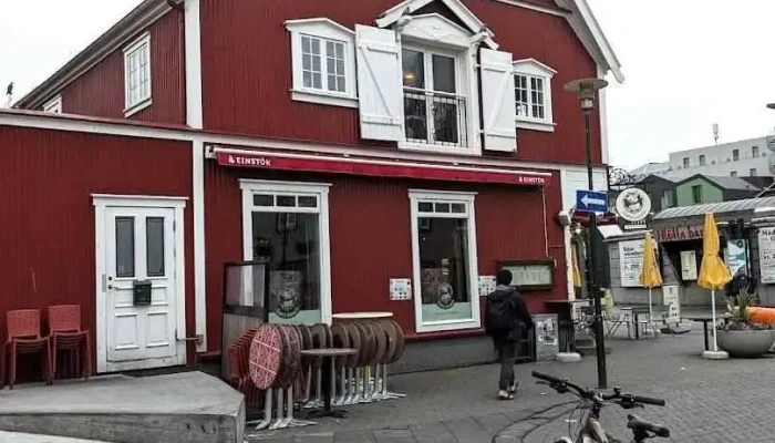Héðan, hingað & þangað • Miðja Reykjavíkur - Reykjavík