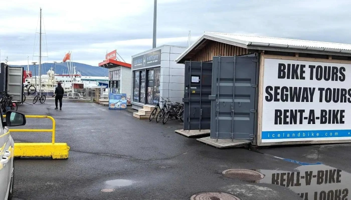 Hjolavidgerdir I Vesturbae Reykjavik - Reykjavík