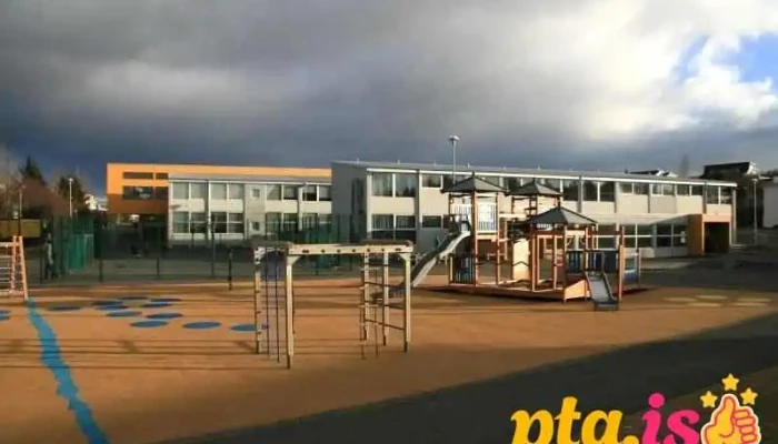Hlíðaskóli - 105 Reykjavík