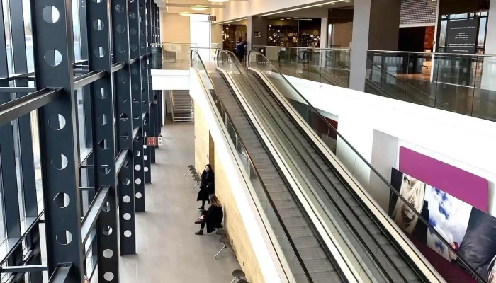 Holtagardar Verslunarmiðstoð - Reykjavík