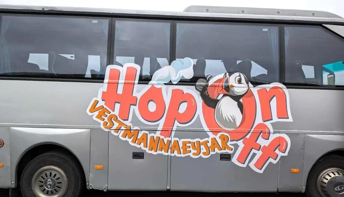 Hop On Hop Off Vestmannaeyjar -  Myndbond - Vestmannaeyjabær