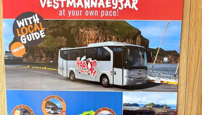Hop On Hop Off Vestmannaeyjar -  Simi - Vestmannaeyjabær