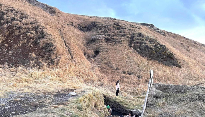 Hrunalaug -  Heimilisfang - Flúðir