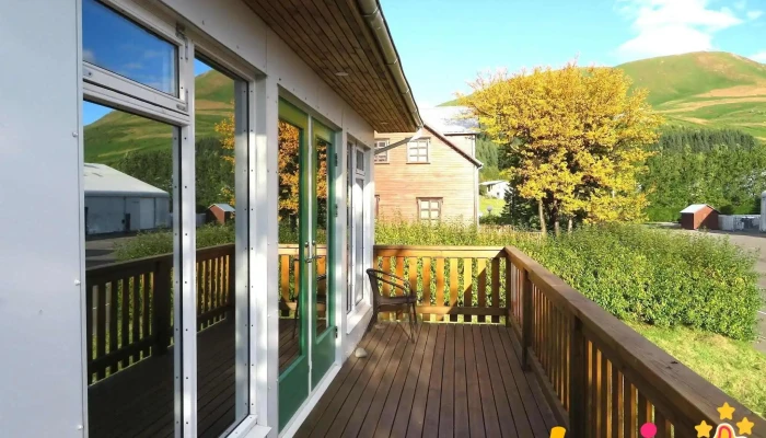 Husavik Green Hostel Innanhussgisting - Húsavík