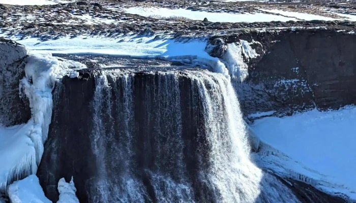 Hvitserkur Foss Fitjar - Fitjar