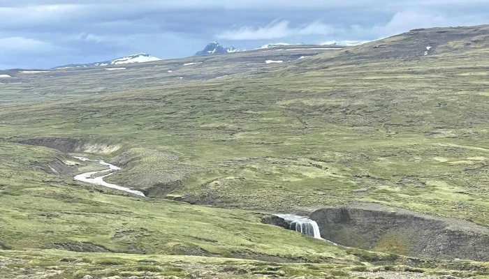 Hvitserkur Foss Kynning - Fitjar
