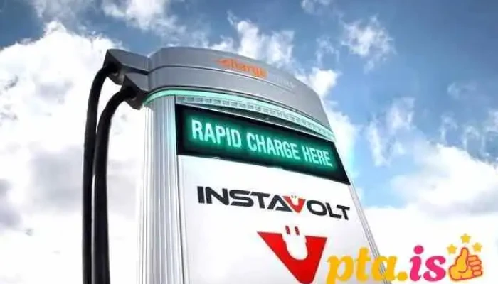 InstaVolt Charging Station - 870 Vík