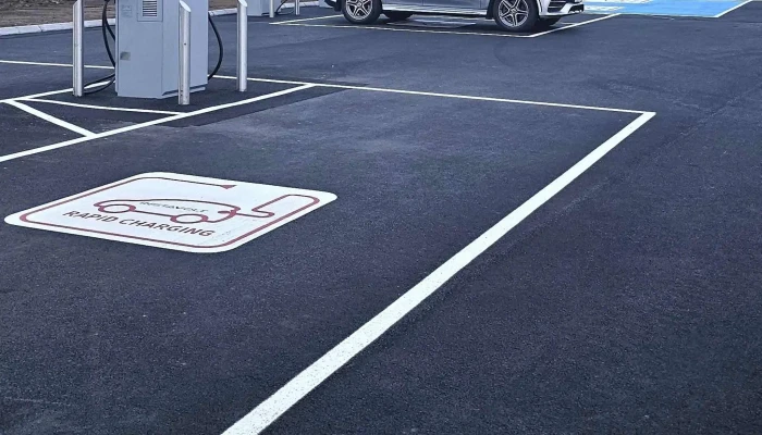 Instavolt -  Is Hledslustod Keflavik - Keflavík