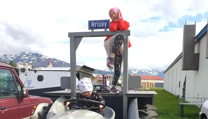 Ithrottamidstodin I Hrisey Hrisey - Hrísey