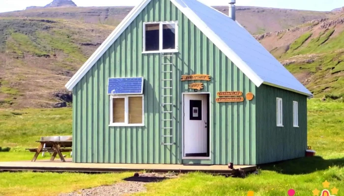 Karlsstaðir skáli Ferðafélags Fjarðamanna - 736 Krossanes