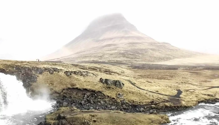 Kirkjufell -  Kynning - Iceland