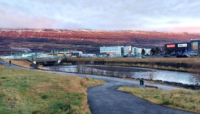 Kirkjugardinn A Akureyri Kirkjugarður - Akureyri